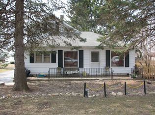 10215 Kenilworth Ave, Algonquin, IL 60102