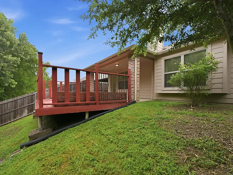 1966 De Berry Ln — Photo 22