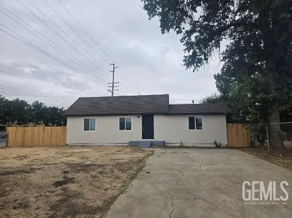 1071 S Elm St, Pixley, CA 93256