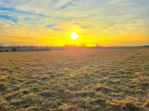 0 Umphenour Rd, Pleasanton, KS 66075