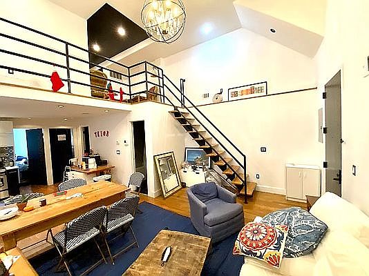 3rd image of 46 Hancock St #1BH