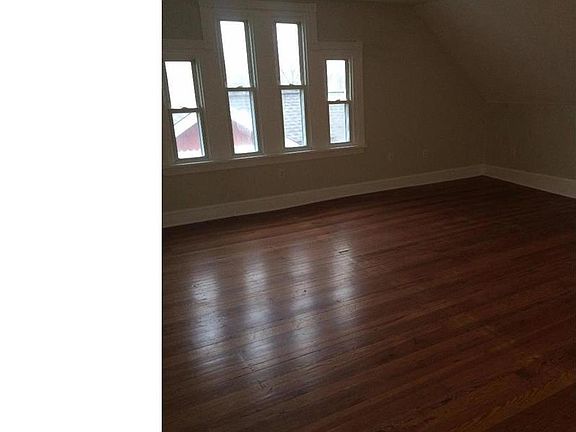 4th image of 9647 James St #2