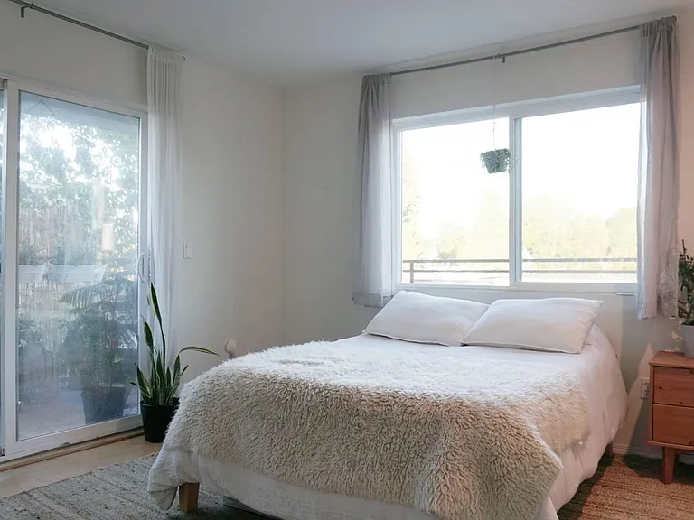 3717 California Ave SW #402 — Photo 8