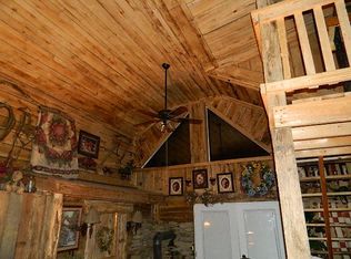 440 McKee Rd, Irvine, KY 40336