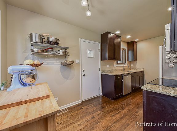5th image of 1S159 Eliot Ln