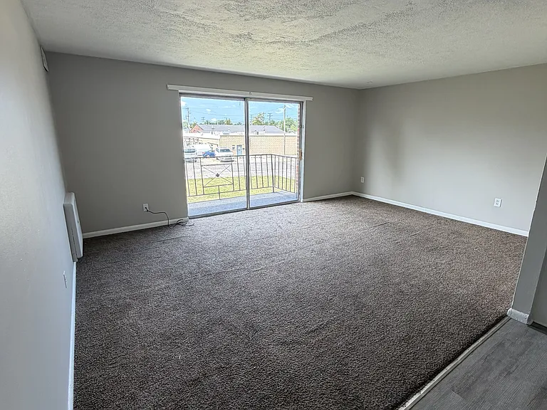 6400 Kingsdale Blvd #201 — Photo 11