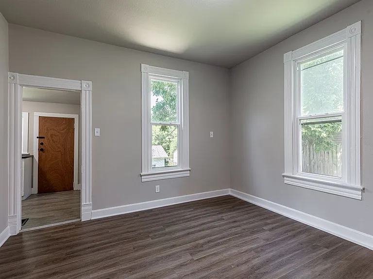 2905 Olive St — Photo 16