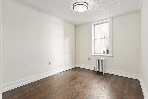 Rented by Compass | media 7