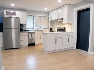 617 Smithtown Ave, Bohemia, NY, 11716