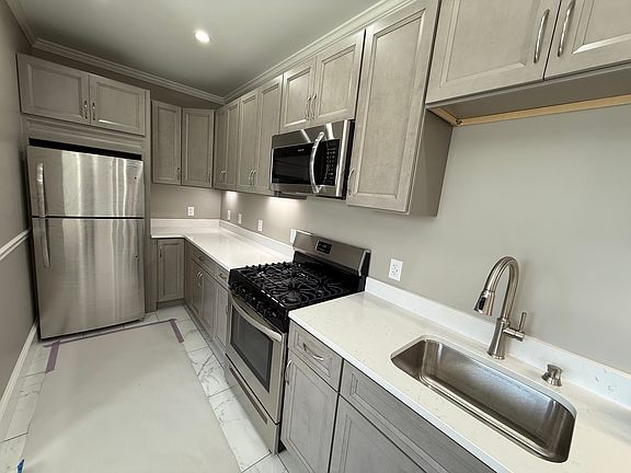 5th image of 4 Stockton St APT 3