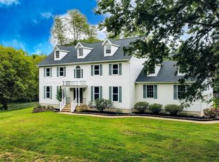 8596 Rogues Rd, Warrenton, VA 20187