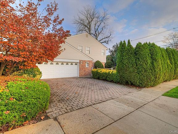 3rd image of 58 Allen Road