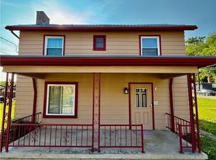 210 Griscom St, Dawson, PA 15428