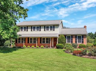176 Red Fox Ln, Harrisburg, PA 17112