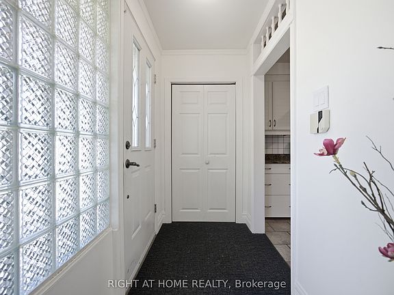 5th image of 45 Faversham Cres