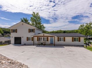 1170 Susan Rd, Lake Ozark, MO 65049