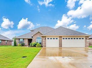 22729 Pin Oak Dr, Athens, AL 35613