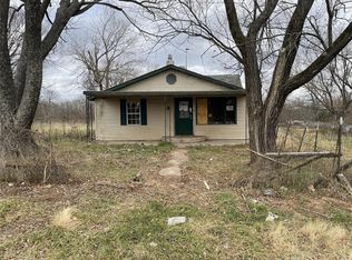 49 Bennett Rd, Crocker, MO 65486