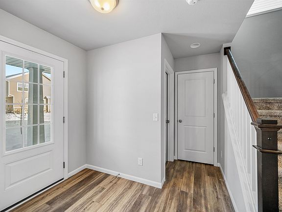 3rd image of 6141 Driscoll Dr