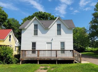 528 Broadway St, Eau Claire, WI 54703