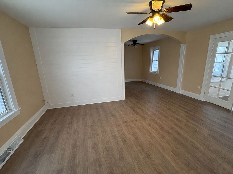 1st image of 1266 N Schuyler Ave
