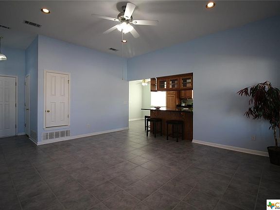 3rd image of 2609 Southwood Dr