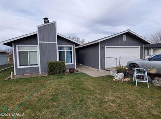 1207 W King St, Yakima, WA 98902