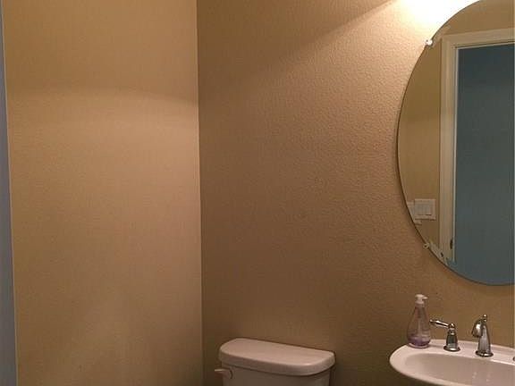 4th image of 8108 Sorrel St