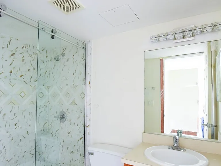 Pelican Pointe — Photo 11