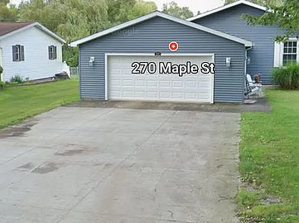 270 Maple St, Conneaut Lake, PA 16316