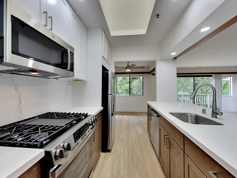 Riverwood Apartments — Photo 146
