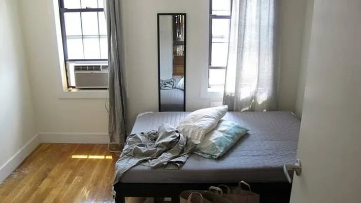 Rented by Nooklyn NYC LLC | media 4