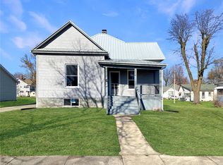 214 W Maple St, Slater, MO 65349