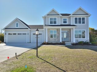 7555 S 50th Ct, Franklin, WI 53132