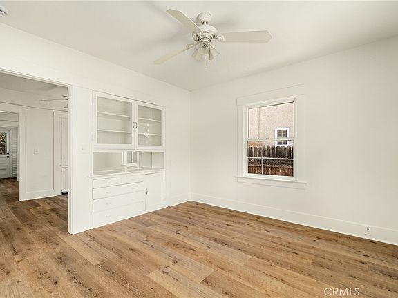 5th image of 421 E Adele St