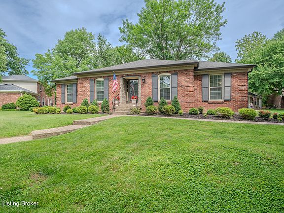 3rd image of 10508 Larkhall Ct
