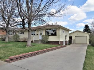 205 Riverview Pl, Great Falls, MT 59404