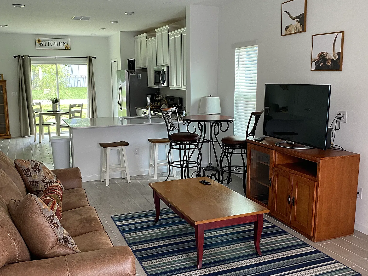 2 bed, 2.5 bath, 1211 sqft, $2,400 — Photo 4