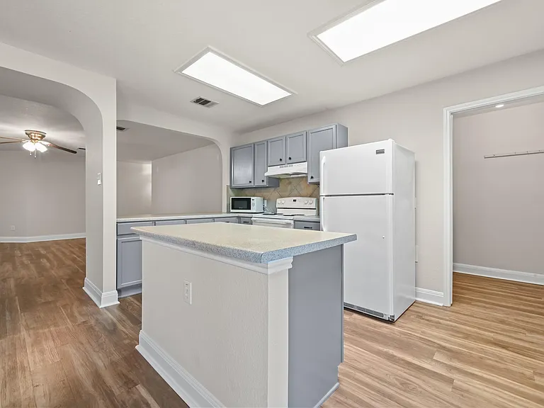 11312 Crest Meadow Ln — Photo 13