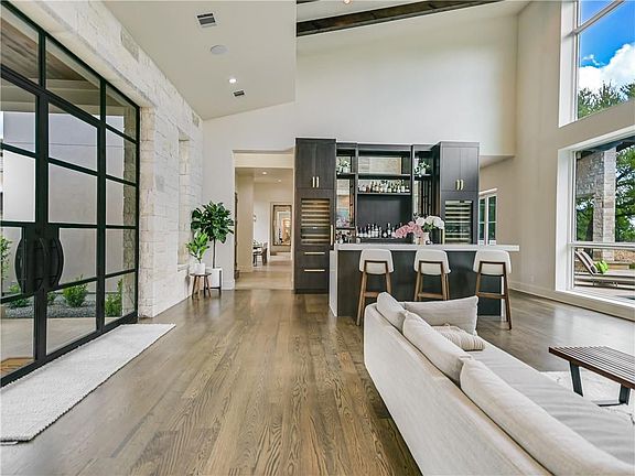 4th image of 12524 Maidenhair Ln