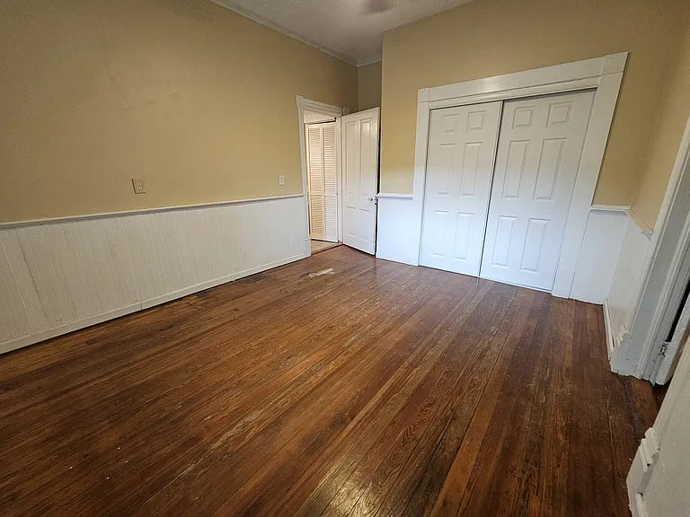 465 Cameron St SE — Photo 10