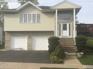 66 James St, Lodi, NJ 07644