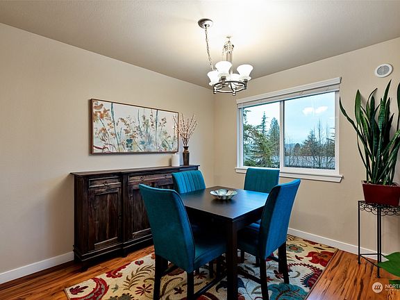 4th image of 14206 NE 181st Place #L306