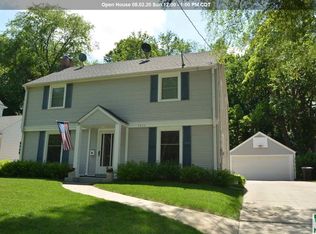 2823 Valley Dr, Sioux City, IA 51104