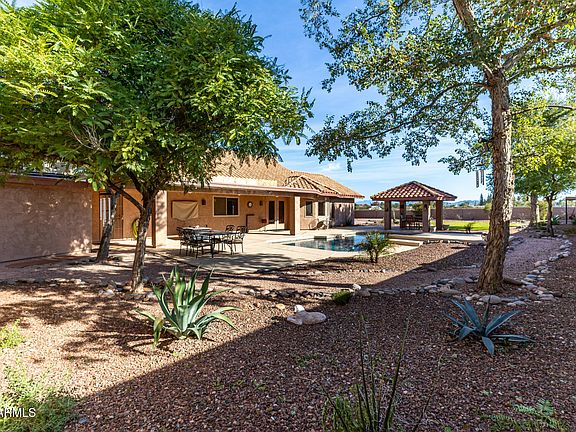 3rd image of 553 E MESA VISTA Lane