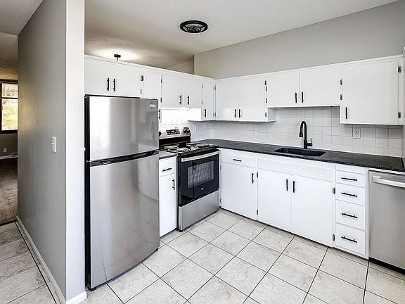 2nd image of 4815 S 131st St APT 16