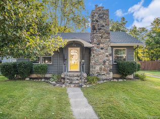 114 Clarence St, Holly, MI