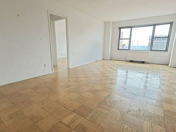 4th image of 245 E 63rd St APT 32G