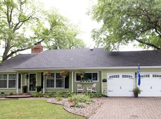 3808 W 83rd Ter, Prairie Village, KS 66206