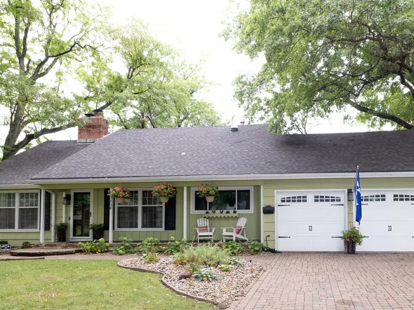 3808 W 83rd Ter, Prairie Village, KS 66206